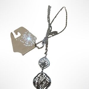 Elegant Silver Necklace